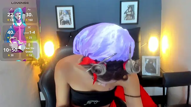 Sara-Smith- online show from 10/21/25, 12:15