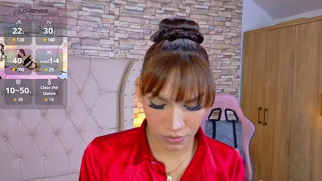 Sara-Smith- online show from 04/25/26, 01:14