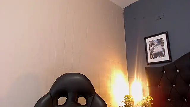 Sara-Smith- online show from 10/04/25, 12:17