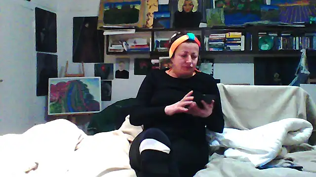 MariaAnaSunshine online show from 10/30/25, 07:55