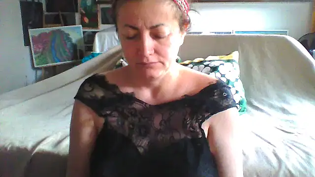 Snapshot of MariaAnaSunshine chatting on 09/09/25, 05:28 MariaAnaSunshine online show from 09/09/25, 05:28