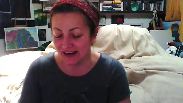 Snapshot of MariaAnaSunshine chatting on 10/08/25, 07:58 MariaAnaSunshine online show from 10/08/25, 07:58