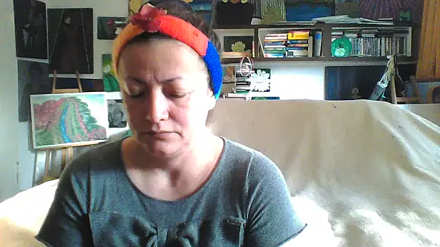 MariaAnaSunshine online show from 10/21/25, 07:19