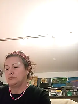 Snapshot of MariaAnaSunshine chatting on 09/22/25, 08:26 MariaAnaSunshine online show from 09/22/25, 08:26