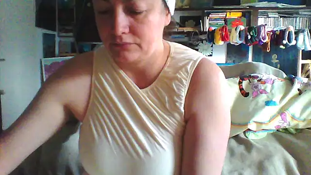 MariaAnaSunshine online show from 12/20/25, 08:39