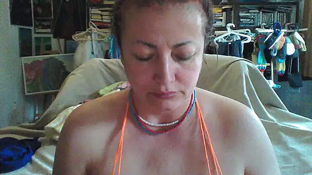 MariaAnaSunshine online show from 03/19/26, 05:51