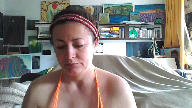Snapshot of MariaAnaSunshine chatting on 10/09/25, 08:15 MariaAnaSunshine online show from 10/09/25, 08:15