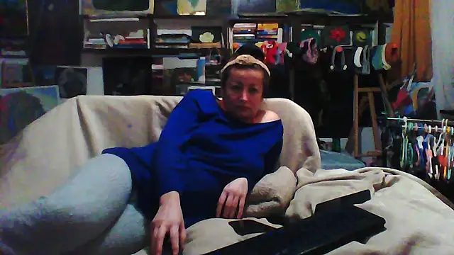 MariaAnaSunshine online show from 12/13/25, 08:04