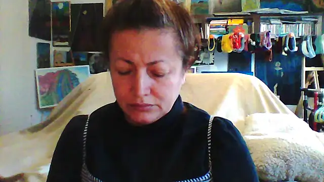 MariaAnaSunshine online show from 12/17/25, 02:22