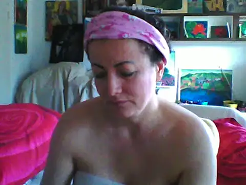 Snapshot of MariaAnaSunshine chatting on 03/15/25, 01:18 MariaAnaSunshine online show from 03/15/25, 01:18