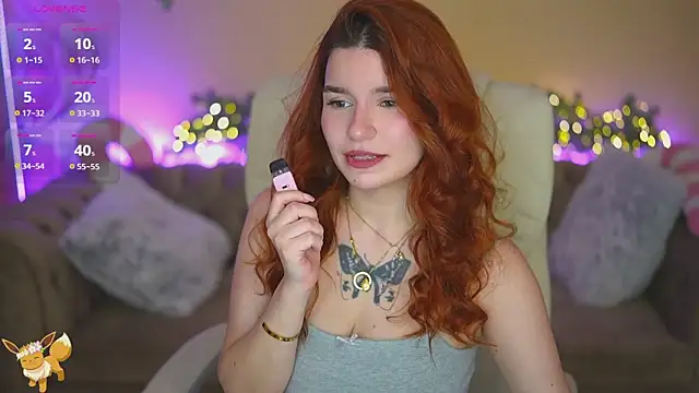 RedShinee online show from 12/22/25, 02:06