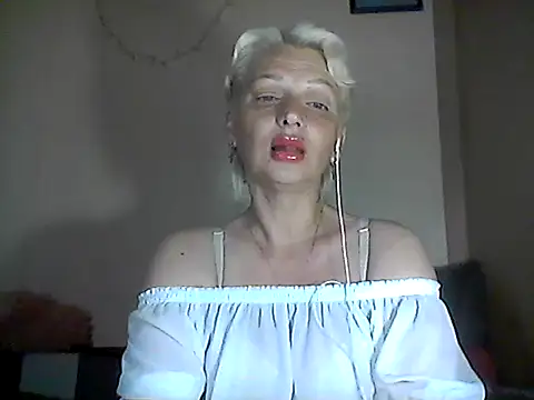 Snapshot of MaryJane441 chatting on 06/05/26, 09:09 MaryJane441 online show from 06/05/26, 09:09
