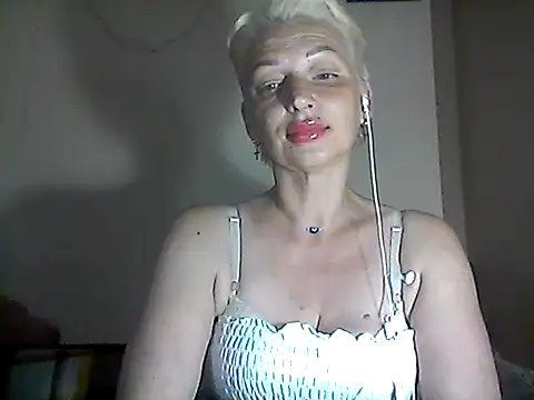 Snapshot of MaryJane441 chatting on 06/26/26, 09:09 MaryJane441 online show from 06/26/26, 09:09