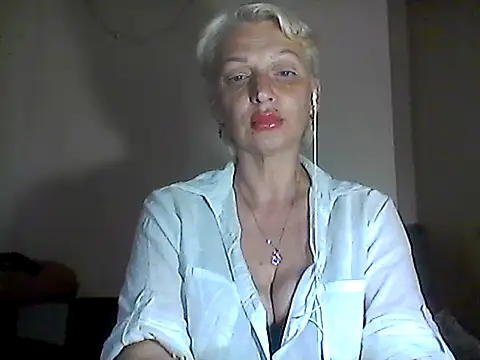 Snapshot of MaryJane441 chatting on 06/04/26, 09:08 MaryJane441 online show from 06/04/26, 09:08