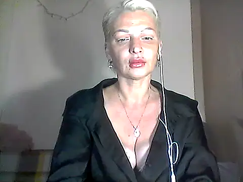 Snapshot of MaryJane441 chatting on 07/10/26, 08:09 MaryJane441 online show from 07/10/26, 08:09