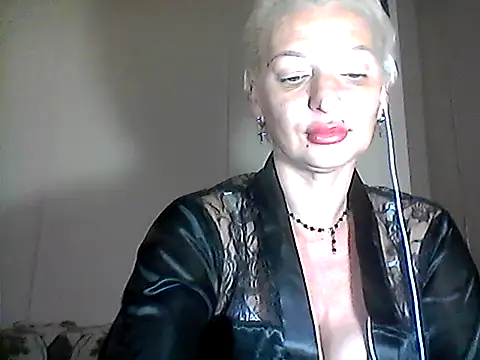 Snapshot of MaryJane441 chatting on 10/11/25, 07:15 MaryJane441 online show from 10/11/25, 07:15