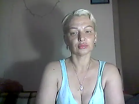 Snapshot of MaryJane441 chatting on 06/18/26, 08:46 MaryJane441 online show from 06/18/26, 08:46