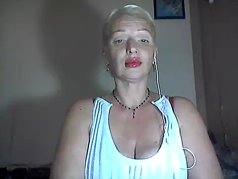 Snapshot of MaryJane441 chatting on 09/12/25, 07:13 MaryJane441 online show from 09/12/25, 07:13