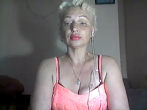 Snapshot of MaryJane441 chatting on 07/01/26, 08:42 MaryJane441 online show from 07/01/26, 08:42
