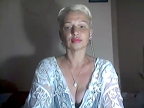 Snapshot of MaryJane441 chatting on 07/17/26, 01:52 MaryJane441 online show from 07/17/26, 01:52