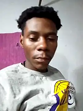 Snapshot of Percybr4561 chatting on 10/22/25, 01:10 Percybr4561 online show from 10/22/25, 01:10