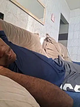 Snapshot of Percybr4561 chatting on 11/13/25, 04:11 Percybr4561 online show from 11/13/25, 04:11