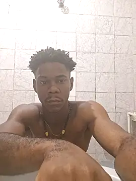 Snapshot of Percybr4561 chatting on 12/01/25, 12:39 Percybr4561 online show from 12/01/25, 12:39