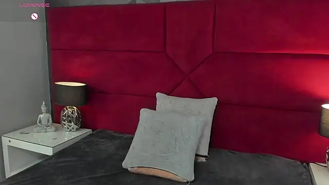 Snapshot of Yazmin_rouse chatting on 01/07/26, 01:27 Yazmin rouse online show from 01/07/26, 01:27