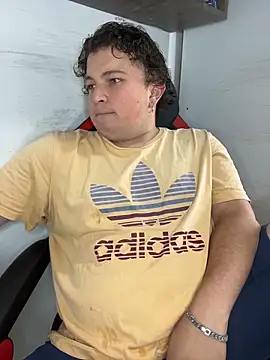 AndresChuboi online show from 12/05/25, 05:44