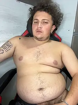 AndresChuboi online show from 12/02/25, 04:36