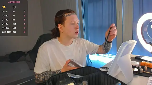 Spliti moon online show from 04/18/26, 11:45