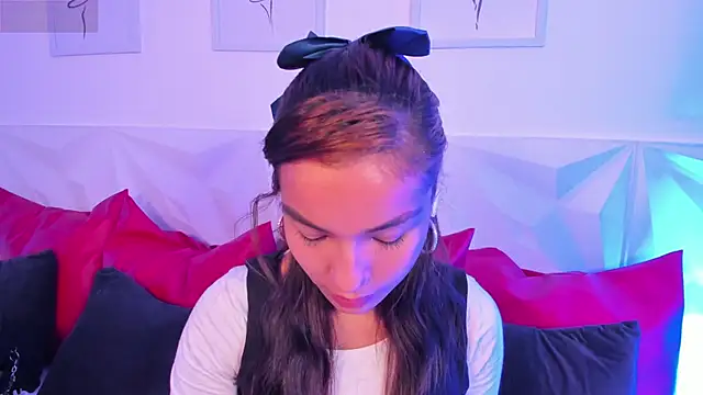 scarlet castro online show from 03/19/26, 04:51