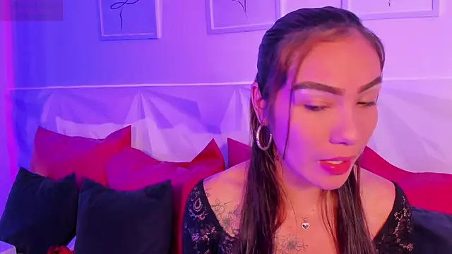 scarlet castro online show from 04/13/26, 05:06