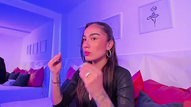 scarlet castro online show from 04/07/26, 05:04