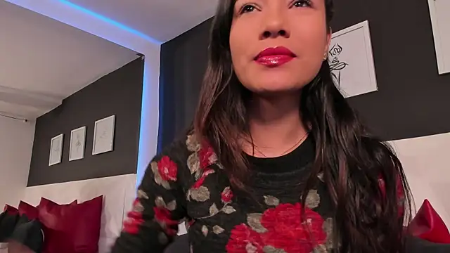 scarlet castro online show from 09/27/25, 12:11