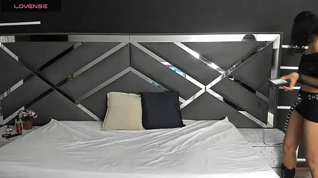 SexyNaf online show from 10/18/25, 07:27