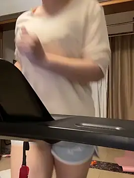 Tastemystrawberry online show from 12/05/25, 11:42