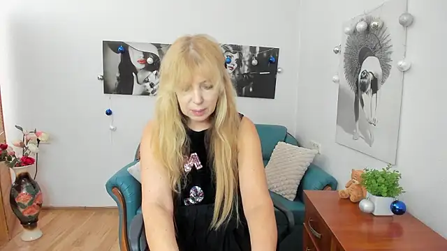 Snapshot of Anna_Diax chatting on 02/01/26, 12:47 Anna Diax online show from 02/01/26, 12:47