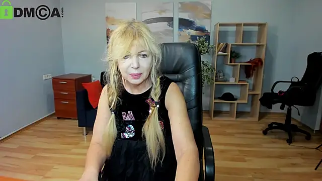 Anna Diax online show from 11/11/25, 03:07