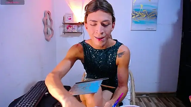 LiahGrey7 online show from 05/31/26, 04:57