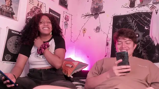 hothoneychile online show from 12/04/25, 03:44