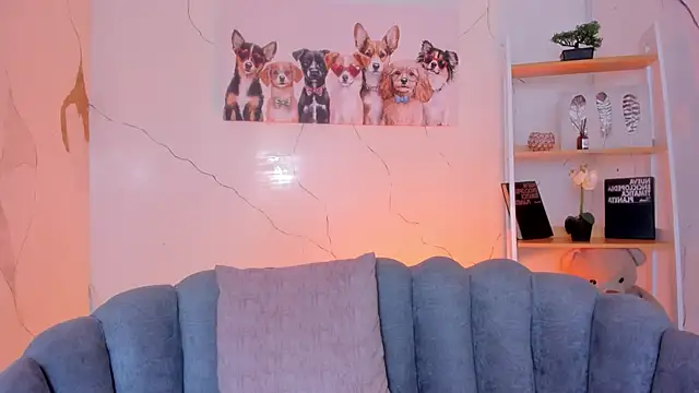 Snapshot of RoxyRoss_ chatting on 10/01/25, 02:43 RoxyRoss online show from 10/01/25, 02:43