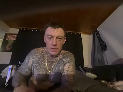 MDeez11 online show from 05/26/26, 05:11