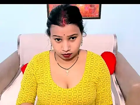 kendracox21 online show from 02/16/26, 03:49