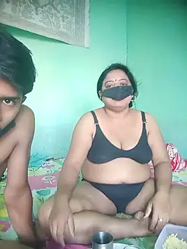 Group Of Lust online show from 05/18/26, 02:23