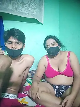Group Of Lust online show from 05/19/26, 02:02