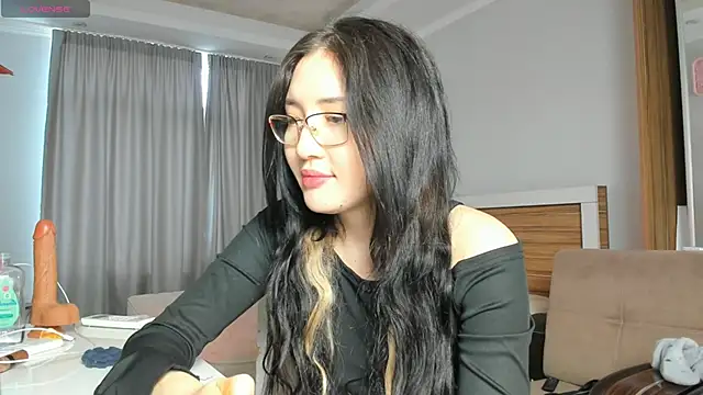 kirigaya asuna online show from 01/05/25, 04:14