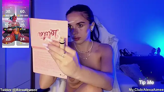 Snapshot of AlexaAimee chatting on 11/09/25, 09:46 AlexaAimee online show from 11/09/25, 09:46