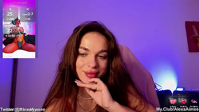 Snapshot of AlexaAimee chatting on 10/16/25, 11:35 AlexaAimee online show from 10/16/25, 11:35