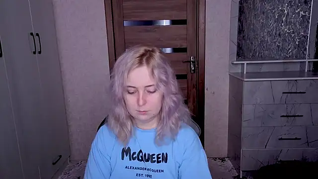 Kristy-Max online show from 03/21/26, 06:36